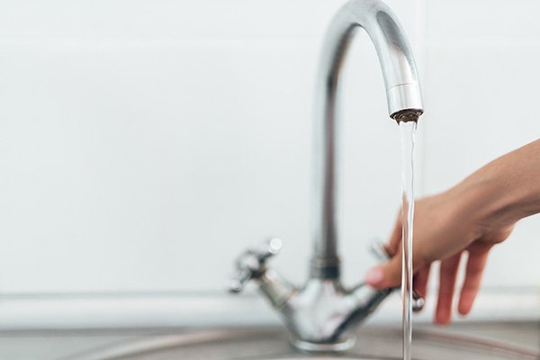 La température de mon eau chaude est réglée entre 55 et 60°C